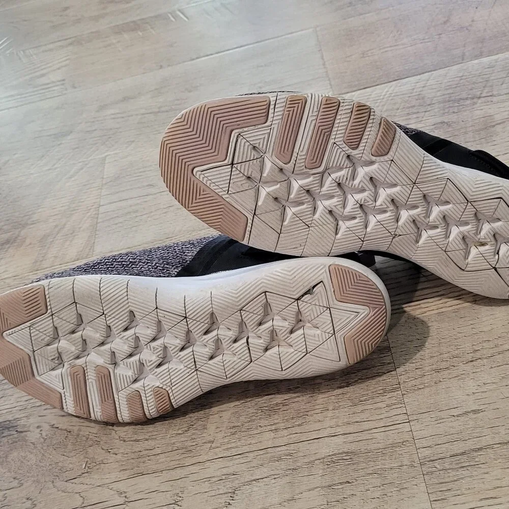 Women's Nike Flex Trainer Tennis Shoe - Picture 5 of 5
